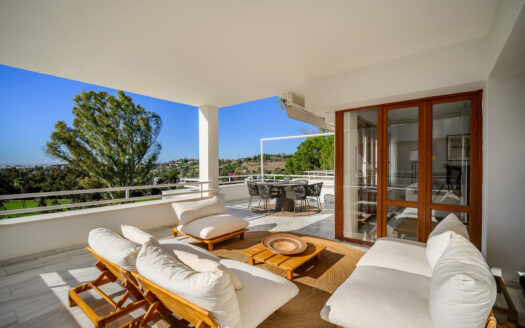 Elegantes Apartment mit Meerblick in Marbella, Costa del Sol