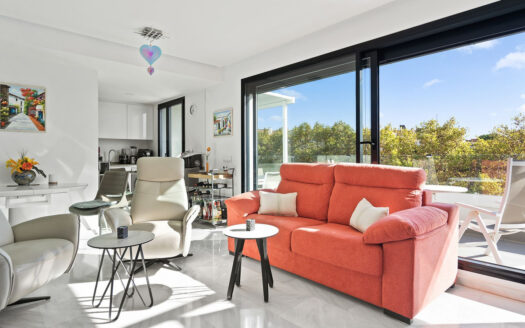 Elegantes Penthouse in Marbella mit spektakulärer Terrasse