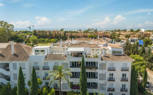 Elegante Penthouse-Wohnung mit Panoramablick in Marbella