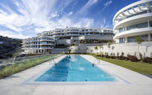 Elegante Wohnung mit Meerblick in Benahavís an der Costa del Sol