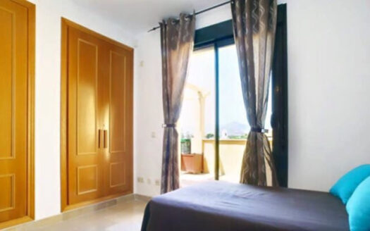 Penthouse in San Pedro de Alcántara: Eleganz an der Costa del Sol