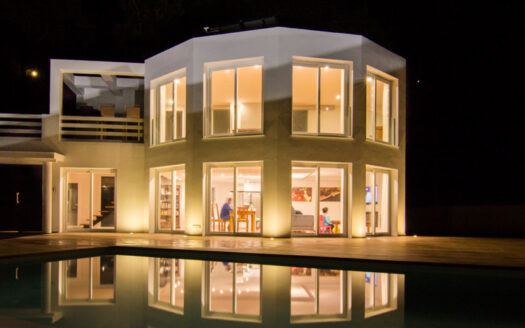 Exklusive Villa in Marbella: Eleganz zwischen Natur und Luxus