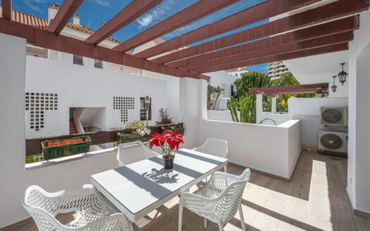Elegantes Apartment in Nueva Andalucia – Ihre Costa del Sol Oase