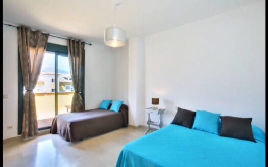 Penthouse in San Pedro de Alcántara: Eleganz an der Costa del Sol