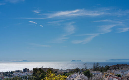Elegantes Penthouse in Marbella mit spektakulärer Terrasse