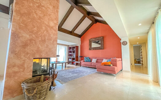 Elegantes Penthouse in Marbella, Los Flamingos mit Panorama-Ansicht