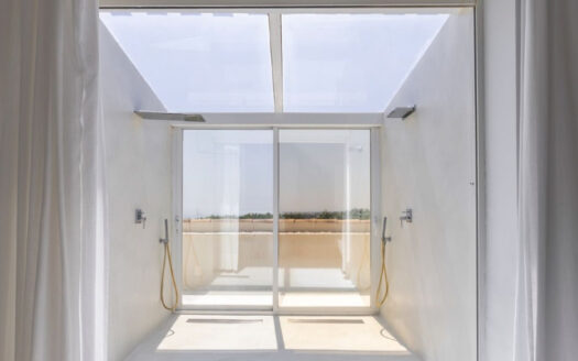 Exklusives Duplex-Apartment in Nagüeles mit Meerblick
