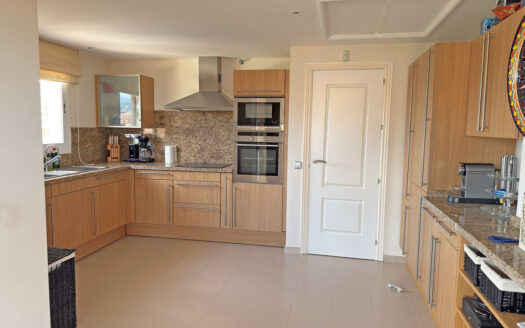 Elegantes Duplex-Penthouse in Marbella – Ihr Traum an der Costa del Sol