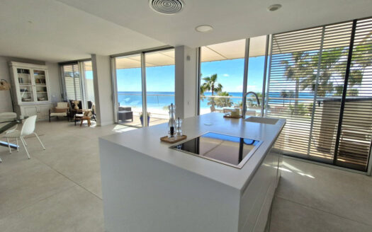 Elegantes Apartment mit Meerblick in Estepona an der Costa del Sol