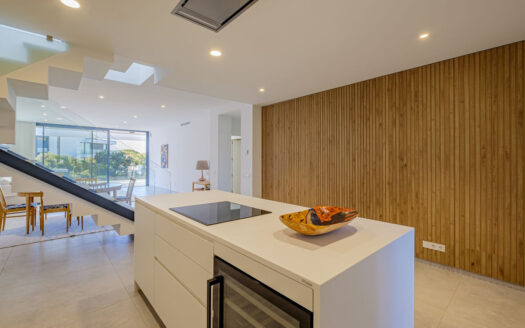 Exklusives Penthouse mit Meerblick in Cabopino