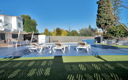 Elegante Villa in San Pedro de Alcántara an der Costa del Sol