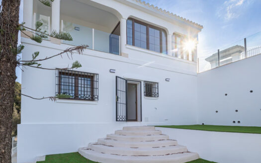 Elegante Villa in El Rosario, Marbella – Traumhaftes Wohnen an der Costa del Sol
