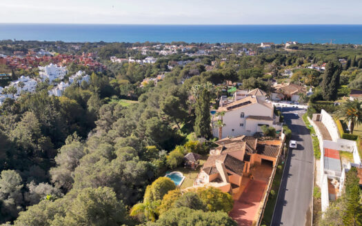 Elegante Villa mit Pool in Marbella – Luxus an der Costa del Sol