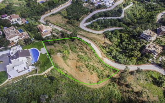 Elegante Villa mit Panoramablick in La Mairena, Marbella