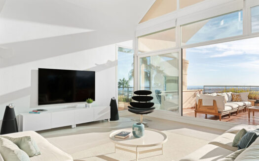 Exklusives Penthouse mit Panorama in Magna Marbella