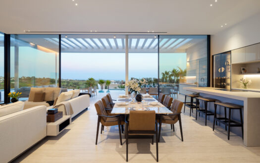 Moderne Villa mit Panoramablick in Benahavís, Costa del Sol