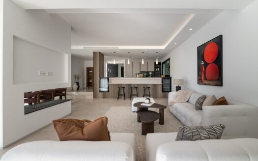 Exklusive Villa in Benahavís: Eleganz trifft auf modernen Luxus