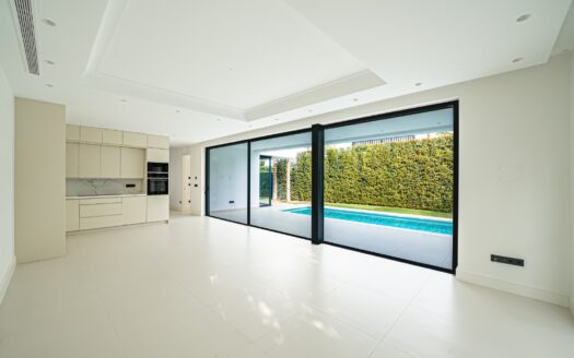 Elegante Villa in Marbella mit atemberaubendem Meerblick