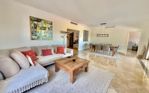 Elegante Wohnung mit Panoramablick in Los Flamingos