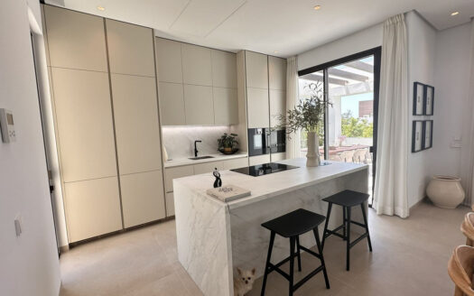 Exklusive Villa mit Meerblick in Marbella – eine elegante Oase