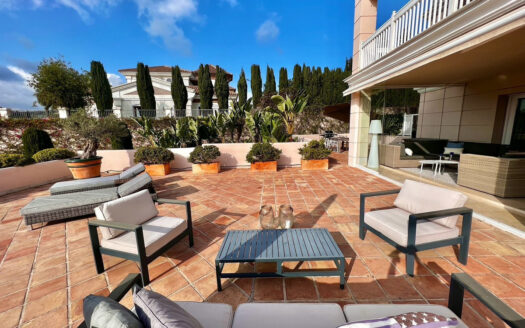 Elegante Wohnung mit Panoramablick in Los Flamingos