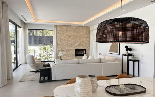 Exklusive Villa mit Meerblick in Marbella – eine elegante Oase