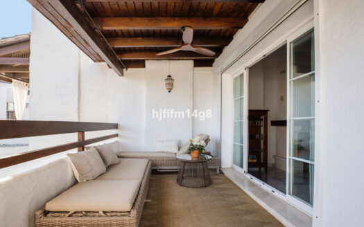 Elegante Wohnung in Marbella: Andalusischer Charme trifft Komfort