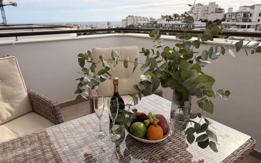 Exklusives Apartment mit Meerblick in Estepona, Costa del Sol