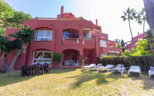 Elegantes Apartment direkt am Strand in Elviria, Costa del Sol