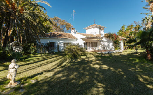 Elegante Villa in Marbella: Exklusive Lebensqualität an der Costa del Sol