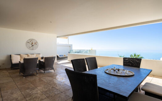 Elegante Wohnung mit Meerblick im Los Monteros Hill Club