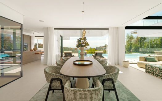 Moderne Luxusresidenz in Marbella mit spektakulärem Ausblick