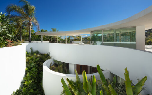 Prestigereiche Villa in Finca Cortesin: Architektonisches Meisterwerk