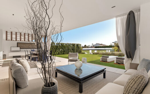 Elegante Villa in Marbella: Exklusives Wohnen an der Costa del Sol