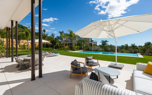 Elegante Villa im Marbella Hill Club: Luxus mit Meerblick