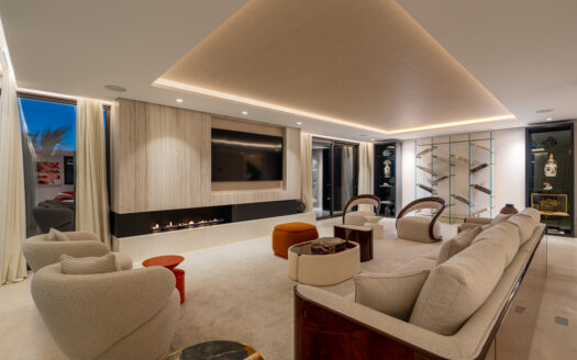 Elegante Villa im Marbella Hill Club: Luxus mit Meerblick