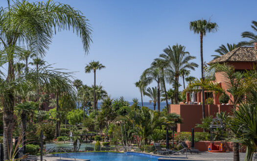 Erdgeschosswohnung am Strand in Estepona Ost