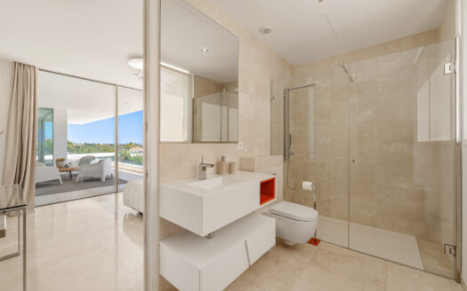 We present a stunning contemporary villa located in the prestigious neighbourhood of La Cerquilla, in the heart of the Nueva AndalucÃa Golf Valley.This exclusive 7-bedroom residence sits on a generous 2,548 m² plot, offering unrivalled privacy and panoramic views of the iconic La Concha mountain and the Mediterranean coastline.Its privileged location places it close to the best golf courses, international schools, high-end restaurants and the lively marina of Puerto Banús, making it an exceptional choice both for investment and for enjoying the Marbella lifestyle.Upon entering, you will discover spacious interiors, carefully designed with natural textures and elegant finishes.The villa offers high ceilings, sophisticated lighting and a fluid connection between indoor and outdoor spaces.The main living areas are spacious and welcoming, decorated with bespoke furniture, organic materials and selected decorative elements such as woven wall art and handmade ceramics.On the upper floor, a gallery-style corridor overlooking the ground floor connects to bedrooms with private terraces and spectacular views.The heart of the home is a modern kitchen equipped with top-of-the-line appliances, elegant cabinets and a spacious glass-enclosed dining area framed by floor-to-ceiling windows.The seamless connection to the outdoor spaces includes a stunning swimming pool with Jacuzzi, Balinese-style sun loungers and a covered terrace with fireplace and barbecue, perfect for entertaining. The best feature is the immaculate private tennis court located at the foot of the garden, ideal for residents to use all year round.It is the epitome of contemporary luxury in a Mediterranean setting, offering an unrivalled combination of comfort, sophistication and location.