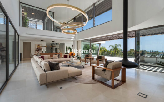 Moderne Designervilla mit Panoramablick in Benahavís