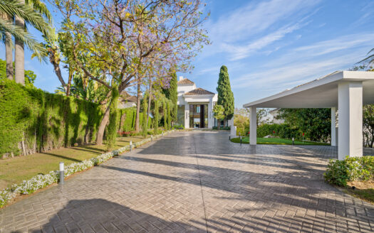 Elegante Villa mit Panoramablick in Marbella, Costa del Sol