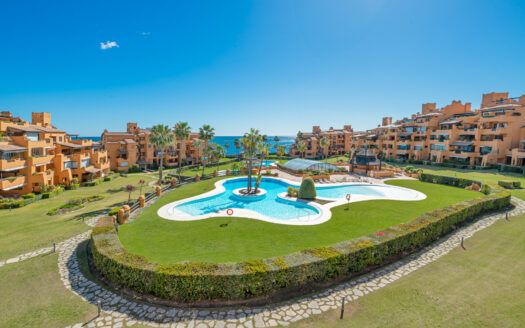 Fully furnished frontline beach apartment