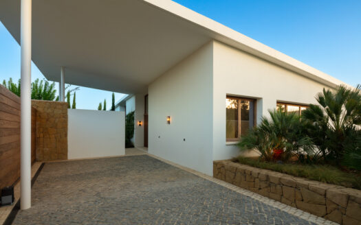 Luxuriöse Villa mit atemberaubendem Blick in Finca Cortesin