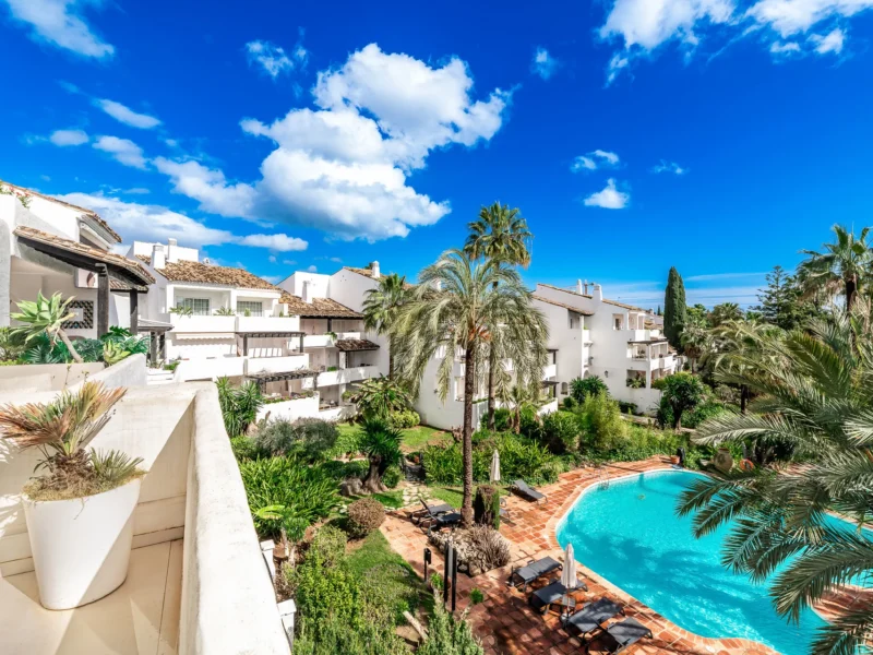 Exklusive Wohnung mit Terrasse im Puente Romano, Marbella Golden Mile
