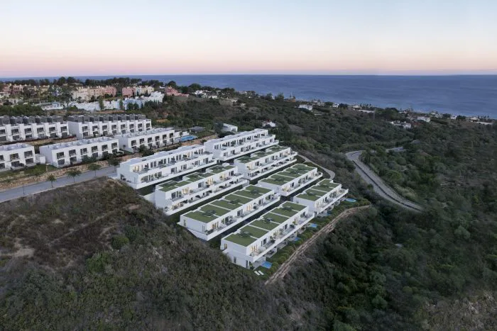 Moderne Doppelhaushälften in Marbella mit Meerblick und Luxusleben