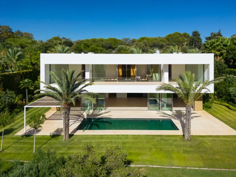 Elegante Villa in Finca Cortesin mit Panoramablick aufs Meer