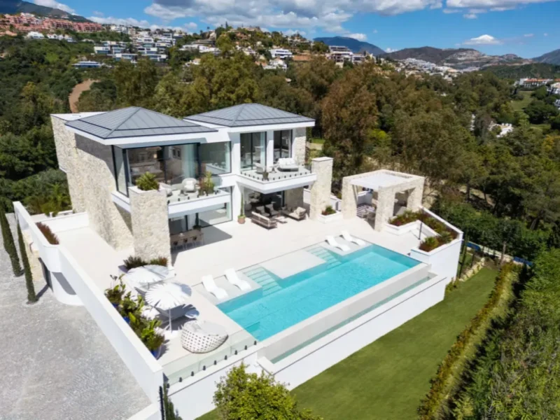 Exklusive Villa in La Quinta, Marbella mit Panoramablick