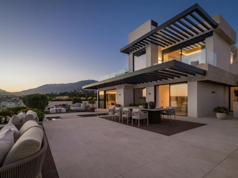Elegante Apartments mit Panoramablick in Estepona an der Costa del Sol