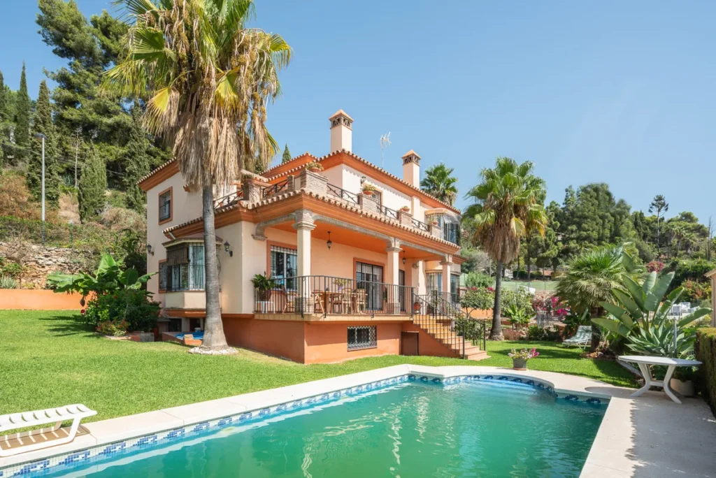 Elegante Villa mit Meerblick in Marbella an der Costa del Sol