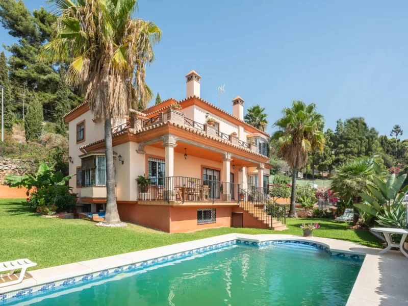 Elegante Villa mit Meerblick in Marbella an der Costa del Sol