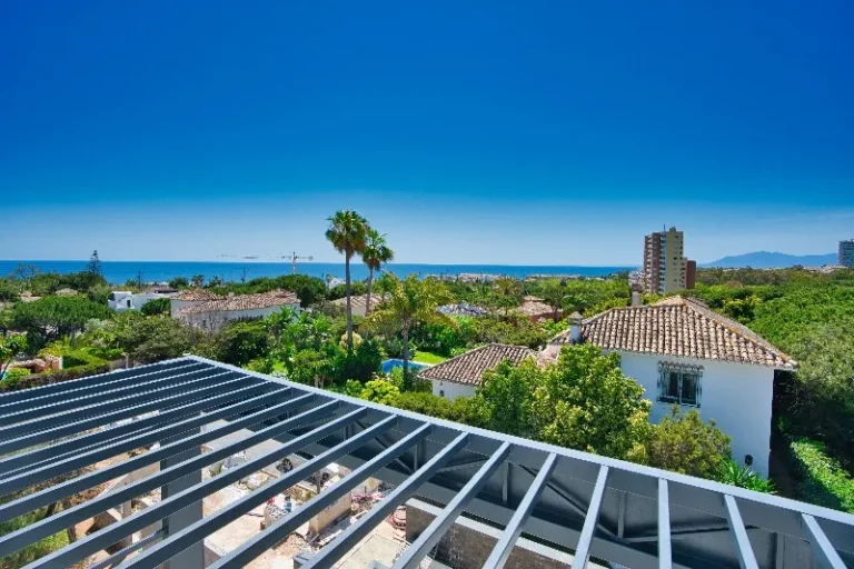 Elegante Villa mit Meerblick in Marbella an der Costa del Sol
